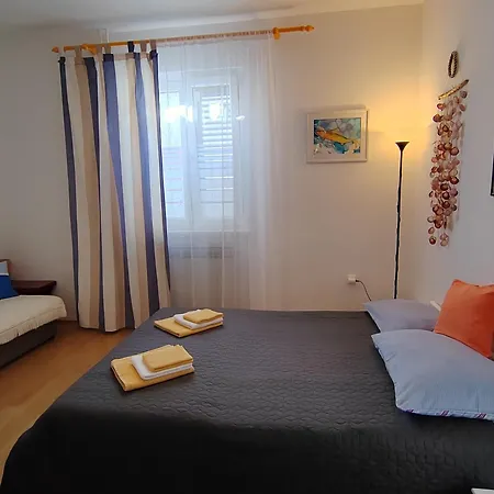 Διαμέρισμα South Istria/banjole/accommodation Leana & Eric *